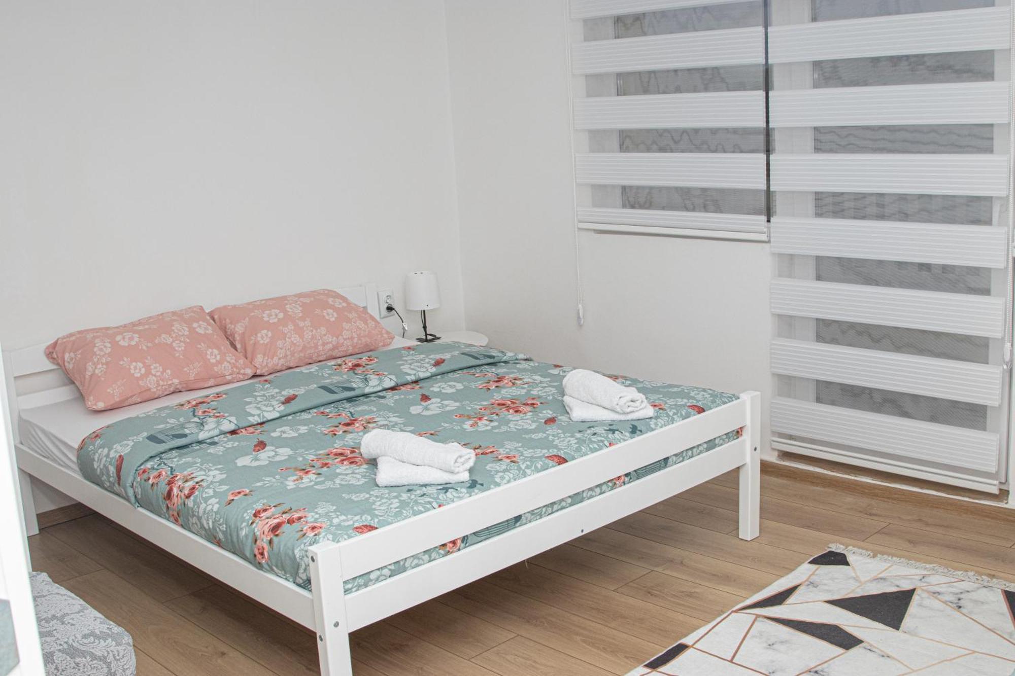 Apartment Forever Тузла Екстер'єр фото